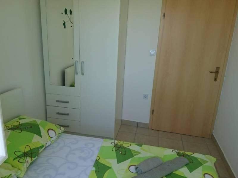 Apartmani Samanta Vir Kültér fotó